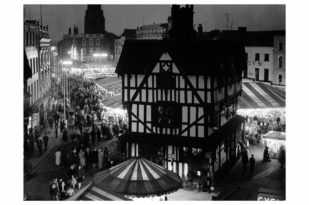 Derek Evans photo of the Hereford May Fair